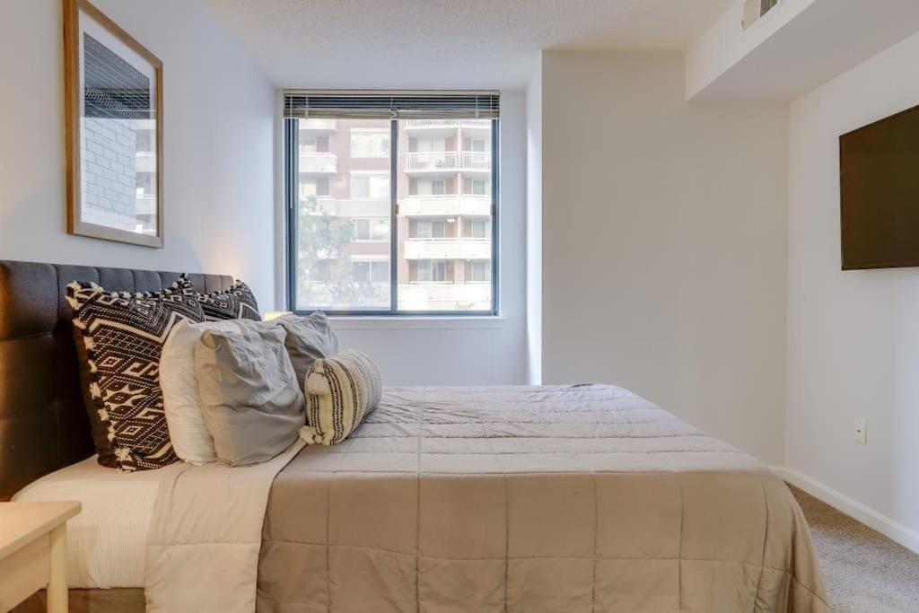 Sensational 1 Bedroom Condo At Ballston Place With Gym Arlington Exteriér fotografie