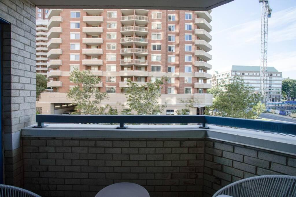 Sensational 1 Bedroom Condo At Ballston Place With Gym Arlington Exteriér fotografie